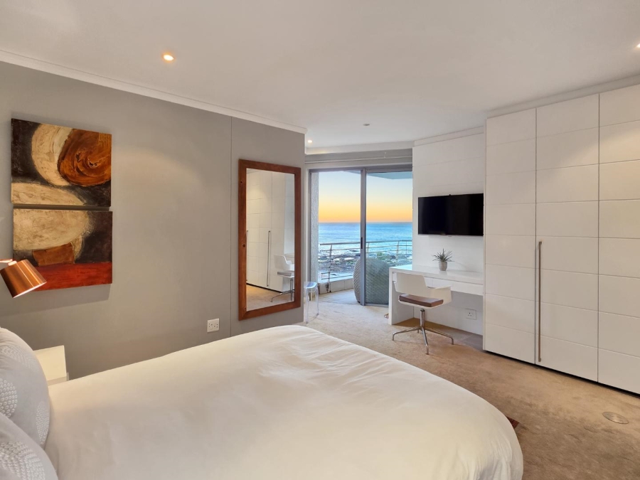 3 Bedroom Property for Sale in Mouille Point Western Cape